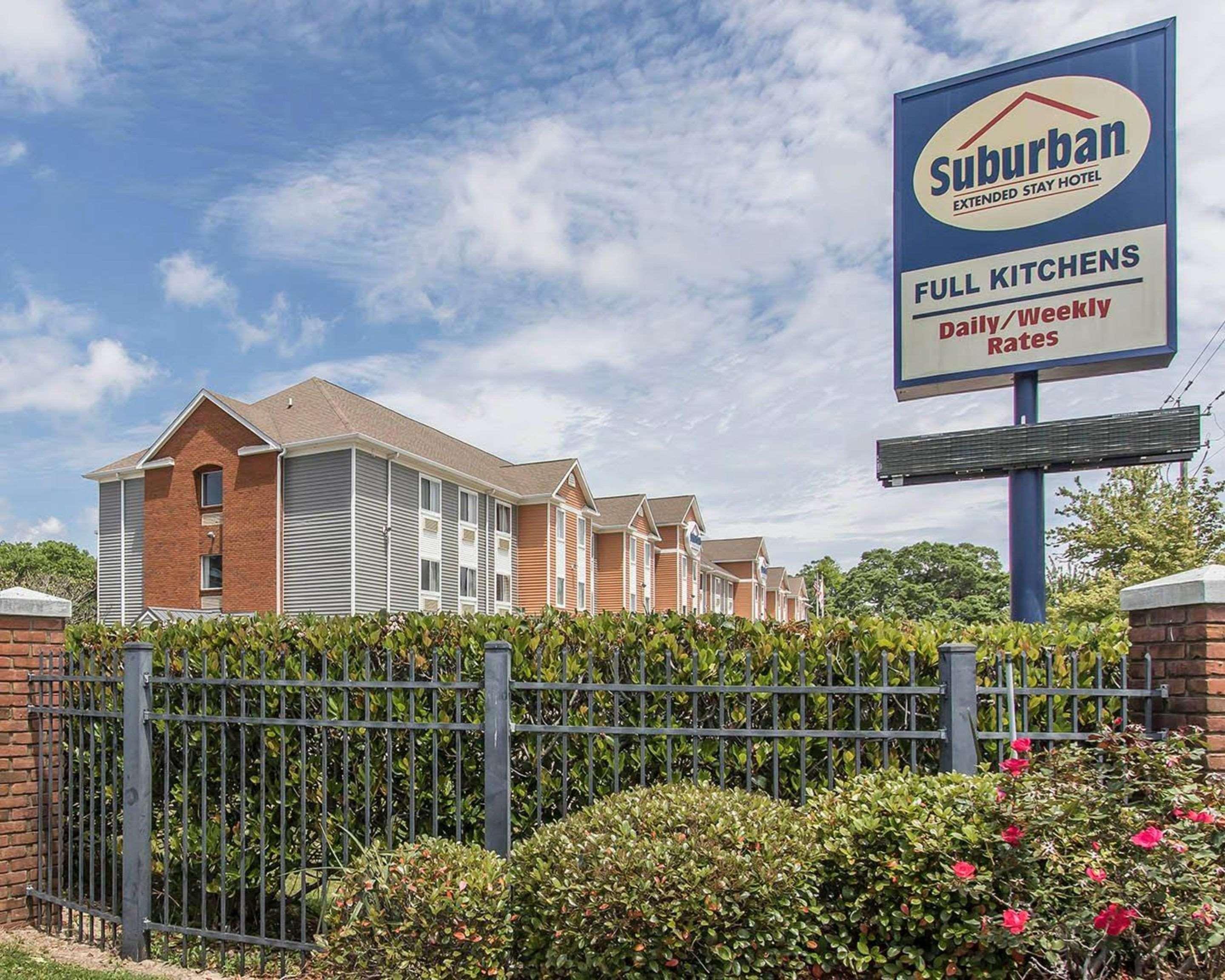 Suburban Extended Stay Hotel Naval Base Area Warrington Exteriör bild