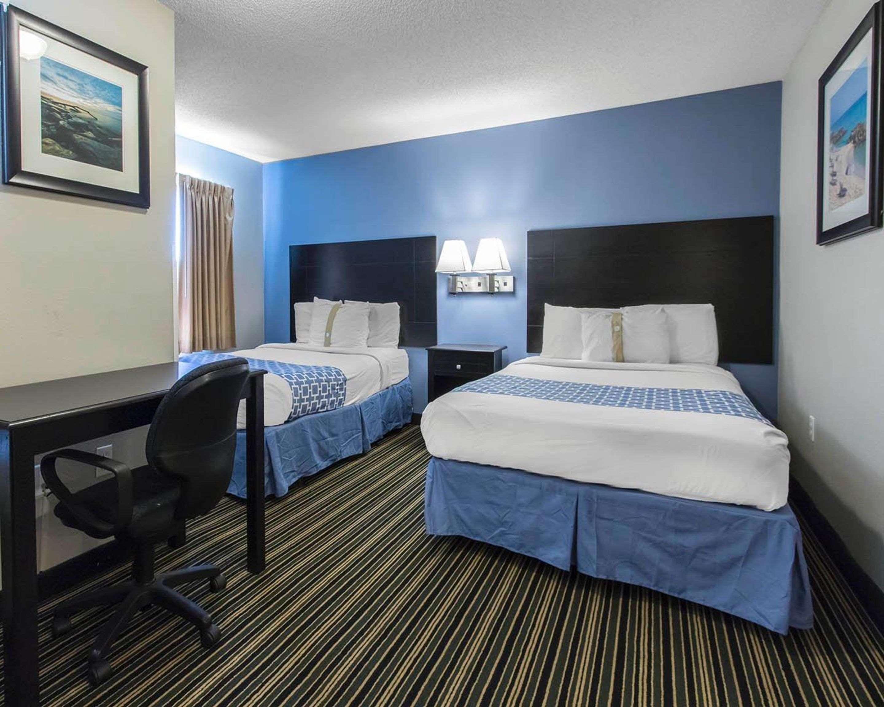 Suburban Extended Stay Hotel Naval Base Area Warrington Exteriör bild
