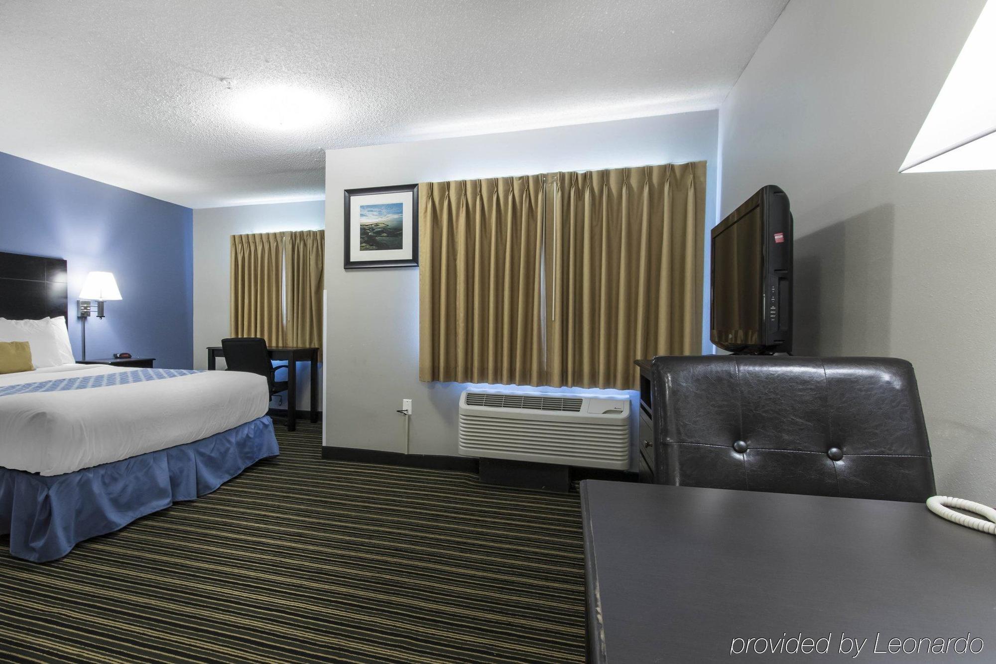 Suburban Extended Stay Hotel Naval Base Area Warrington Exteriör bild